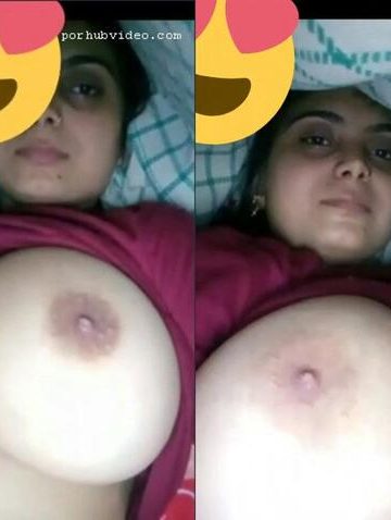 Beautiful girl show big melons to punjabi xvideo bf leaked mms