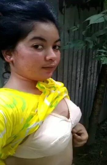 beautiful indian pron video village xxx girl showing boob mms