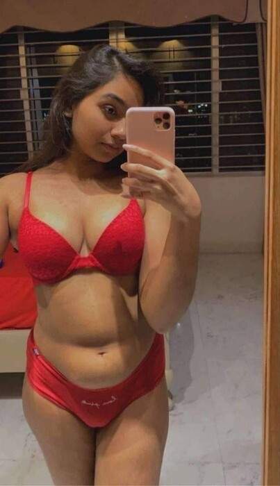 Super hot indian babe saggy tits pics full nude pics collection (1)