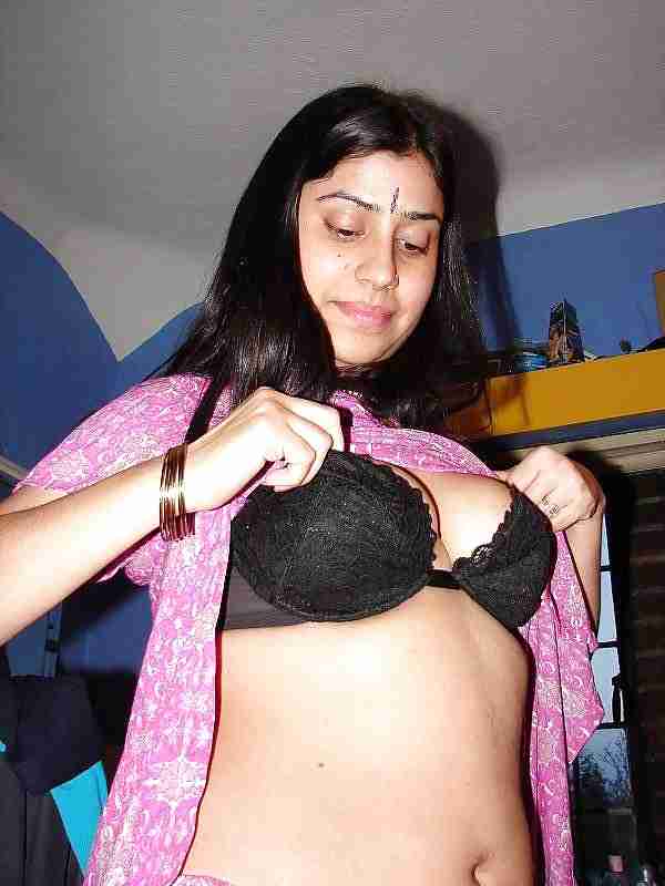 Super hottest bhabi nude milf full nude pics collection (1)