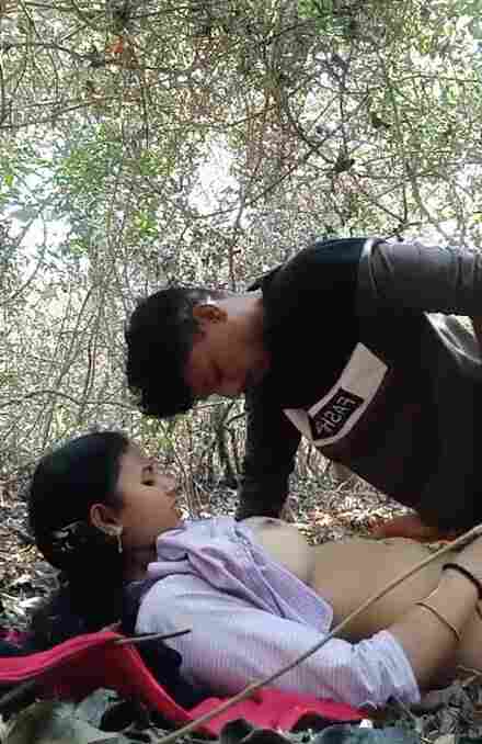 Horny hot college lover couples free porn outdoor fucking mms HD