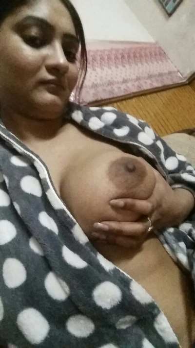 Big boobs desi hot girl boobs pics all nude pics gallery (2)