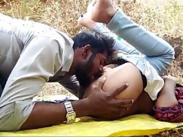 Indian lover couple indian best xxx pussy licking fucking outdoor