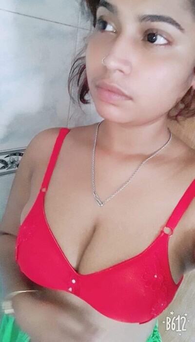 Super hot desi girl nude selfie all nude pics collection (1)