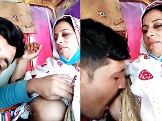 Sexy mature paki aunty pakistani xx video boobs sucking mms pron