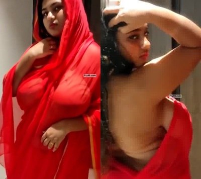 Super-hottest-big-tits-savita-bhabhi-xx-showing-huge-boobs-mms.jpg