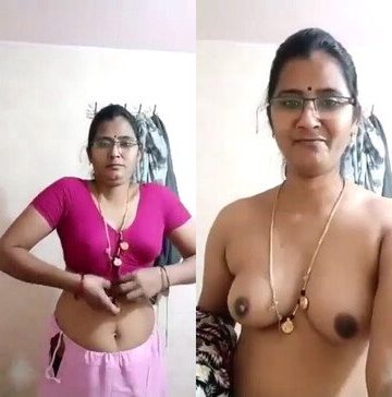 Hot-beauty-sexy-xxx-video-bhabi-showing-nice-boobs-lover-mms.jpg