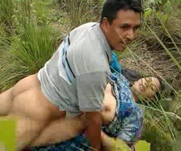 Uncle-fucking-sexy-young-girl-desi-porn-clips-outdoor-mms.jpg