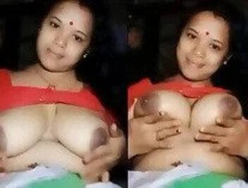 Very-beautiful-hot-boudi-hot-sexy-bhabhi-xxx-show-big-tits-nude-mms.jpg