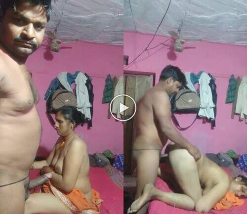 Desi-amateur-big-boobs-xxx-aunty-in-saree-hard-fuck-dewar.jpg