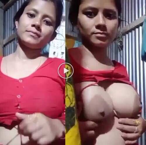 Village-sexy-desi-xxx-bhabi-hd-shows-boobs-bf.jpg