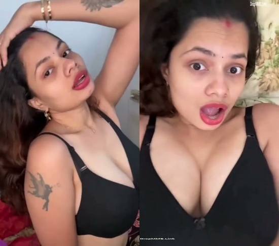 Beautiful-hot-desi-bhabi-porn-video-big-boob-nude-live-HD.jpg