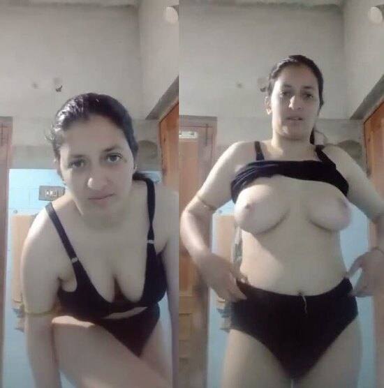 Pak-beautiful-muslim-bhabi-pak-sex-sites-nude-big-boobs.jpg