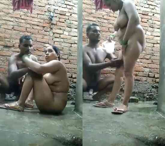 Bangladeshi-muslim-bbw-milf-nephew-horny-aunt-porn-fuck-bathroom.jpg